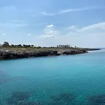 Oda ve Kahvaltı La Scalinata 2 Marina di Mancaversa