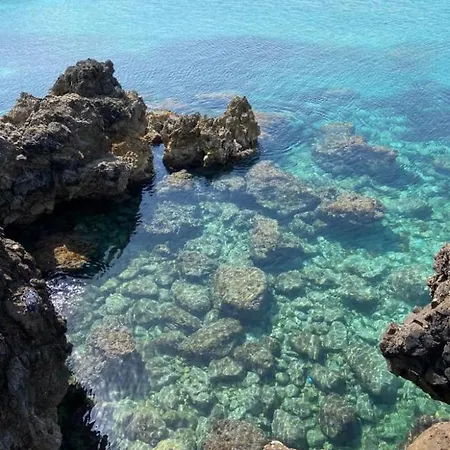 La Scalinata 2 Bed and Breakfast 3*