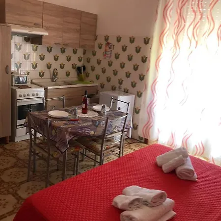 La Scalinata 2 Alojamento de Acomodação e Pequeno-almoço Marina di Mancaversa