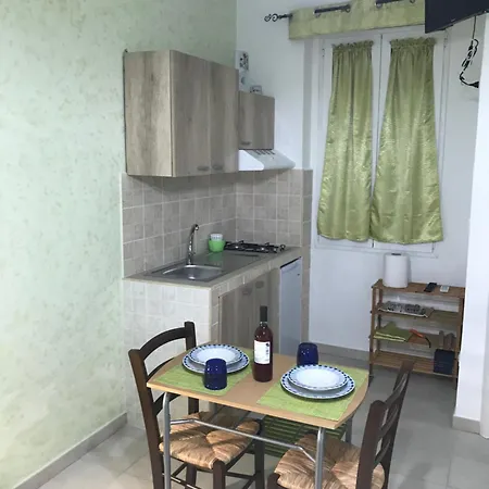 La Scalinata 2 Bed & Breakfast 3*